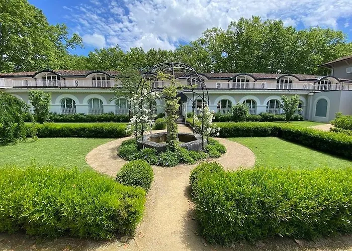 Escapade Grenadoise 펜션 Larriviere-Saint-Savin